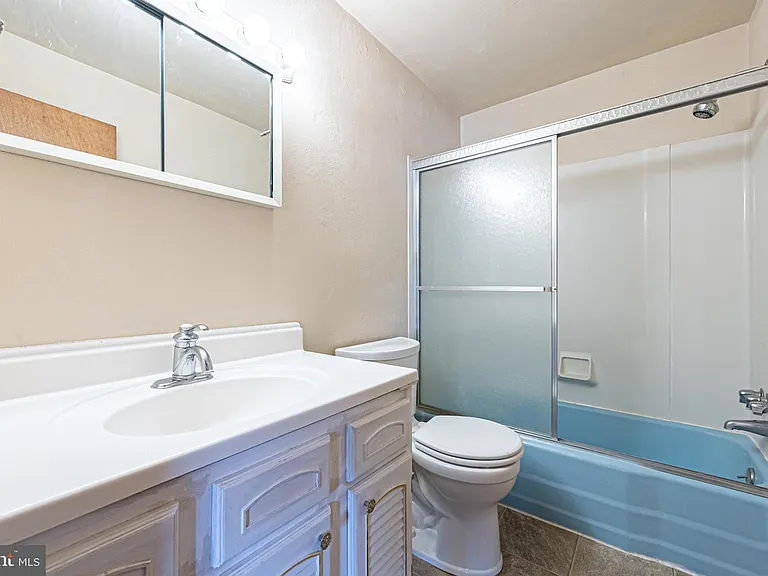 445 Highland Ave — Photo 10