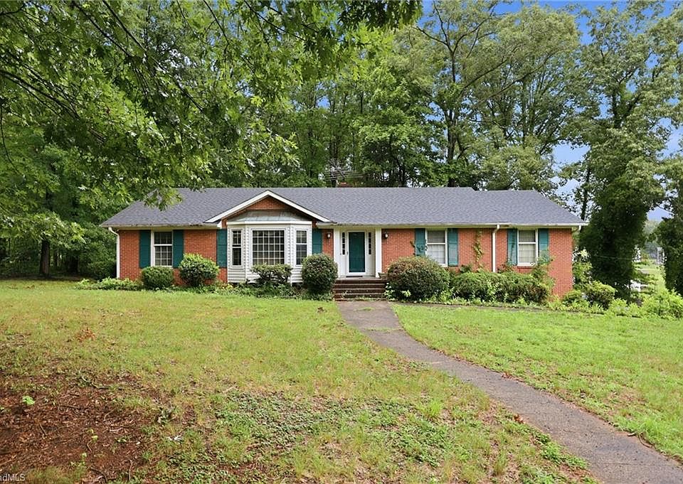 1st image of 8791 Desmond Dr