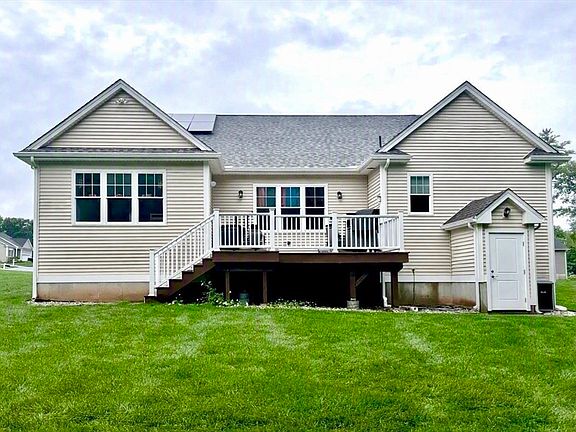4th image of 12 Copley Cir #12