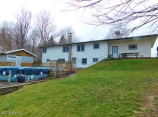 1755 Buffalo Rd, Galien, MI 49113