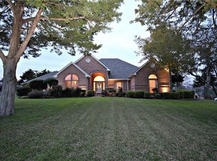 639 E Highland Rd, Ovilla, TX 75154