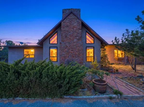 3649 Mimbres Ln, Santa Fe, NM 87507
