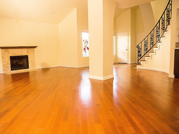 3rd image of 6765 Corie Ln