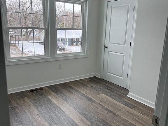5th image of 644 Cadbury Dr