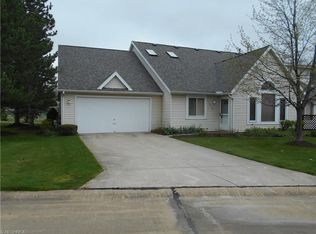 10858 Pepper Ct #E, Concord Township, OH 44077