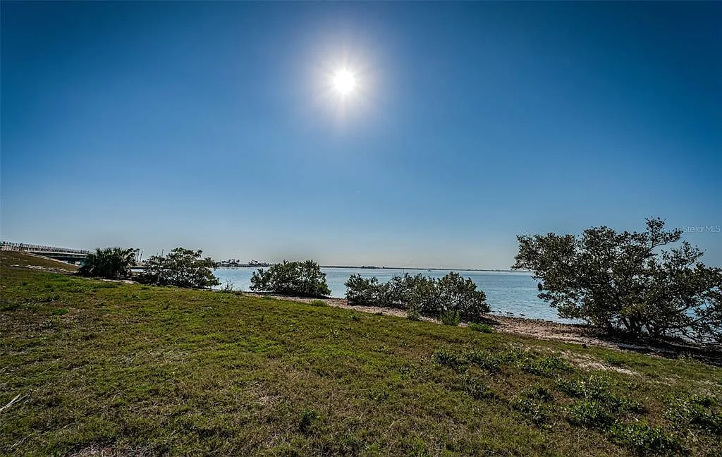 2 bed, 2.0 bath, 1123 sqft, $2,325 — Photo 3