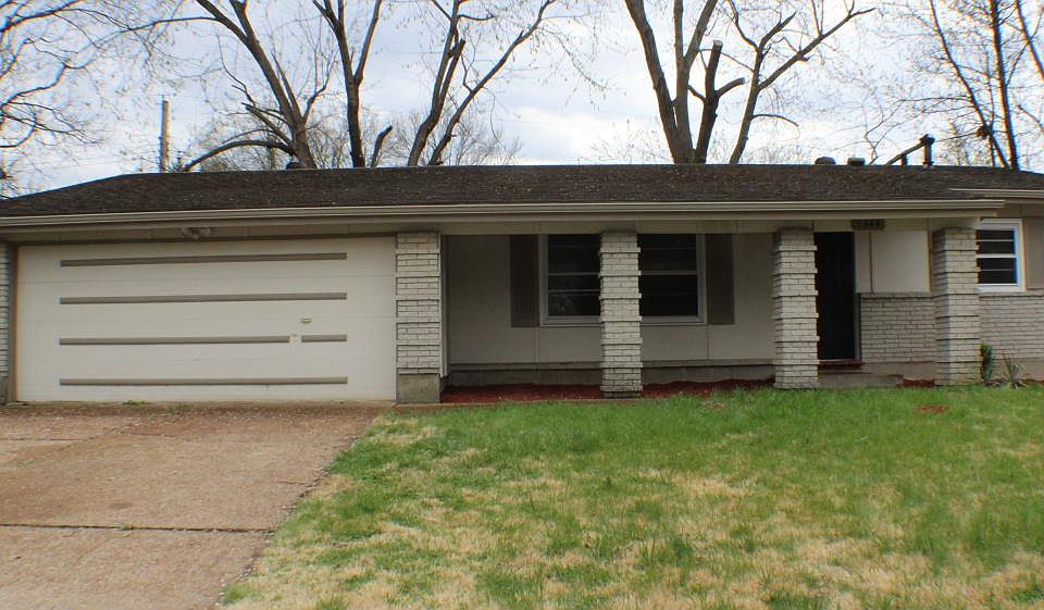 1st image of 1344 Claudine Dr