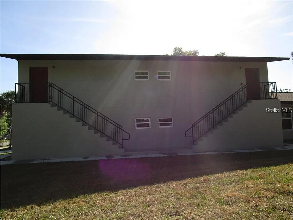 2 bed, 1.0 bath, 500 sqft, $1,000 — Photo 3