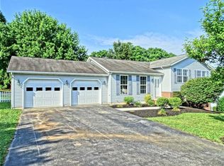 337 Jasmine Dr, Hanover, PA 17331