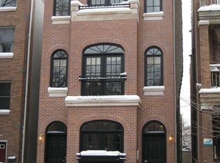 3239 N Racine Ave #3, Chicago, IL 60657