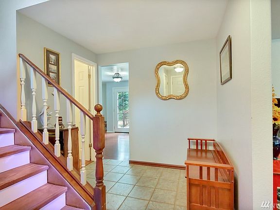 4th image of 20412 120th Street Ct E