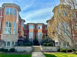 10 Park Ave, River Forest, IL 60305