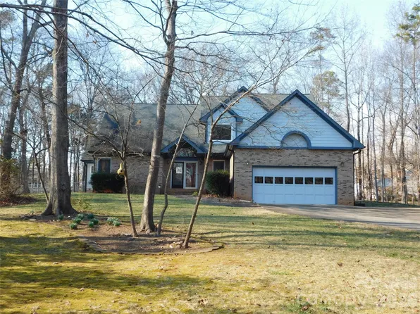 5314 Brookwood Ct, Matthews, NC 28173