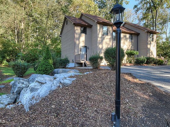 4th image of 217 Windridge Colo #217