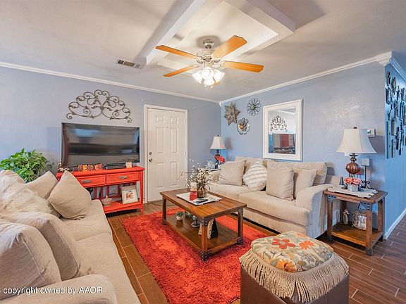 5th image of 804 NE 6th St APT A
