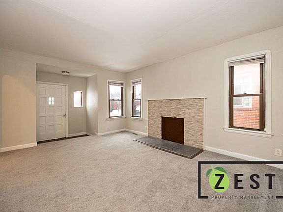 5th image of 8304 Sussex St
