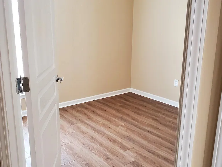 1220 Flat Rock St — Photo 15