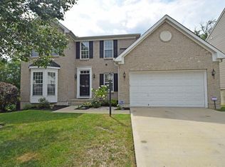 5498 Megans Oak Ct, Cincinnati, OH 45248