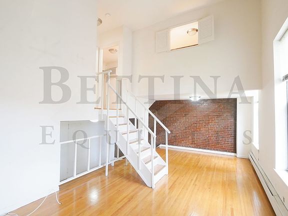 4th image of 404 E 80th St APT 4A