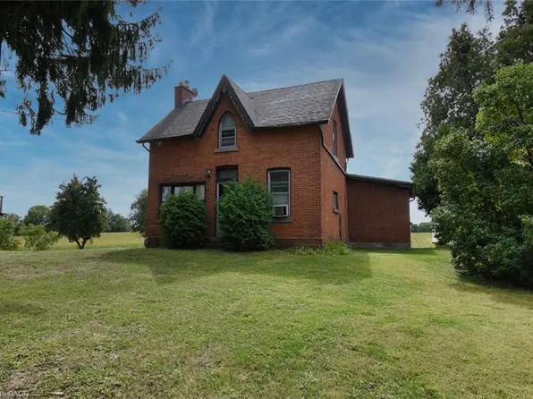 8125 Dickenson Rd E, Hamilton, ON L0R 1W0