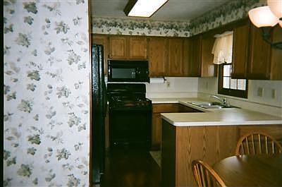 4th image of 3060 Rustic Dr