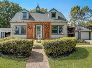 218 Dewey St, Oregon, WI 53575