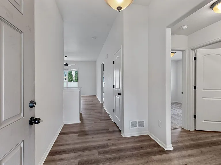 8611 15th Street Rd — Photo 3