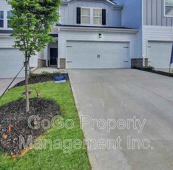 202 Round Back Way — Photo 2