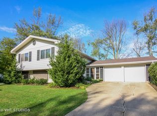 2S130 Lloyd Ave, Lombard, IL
