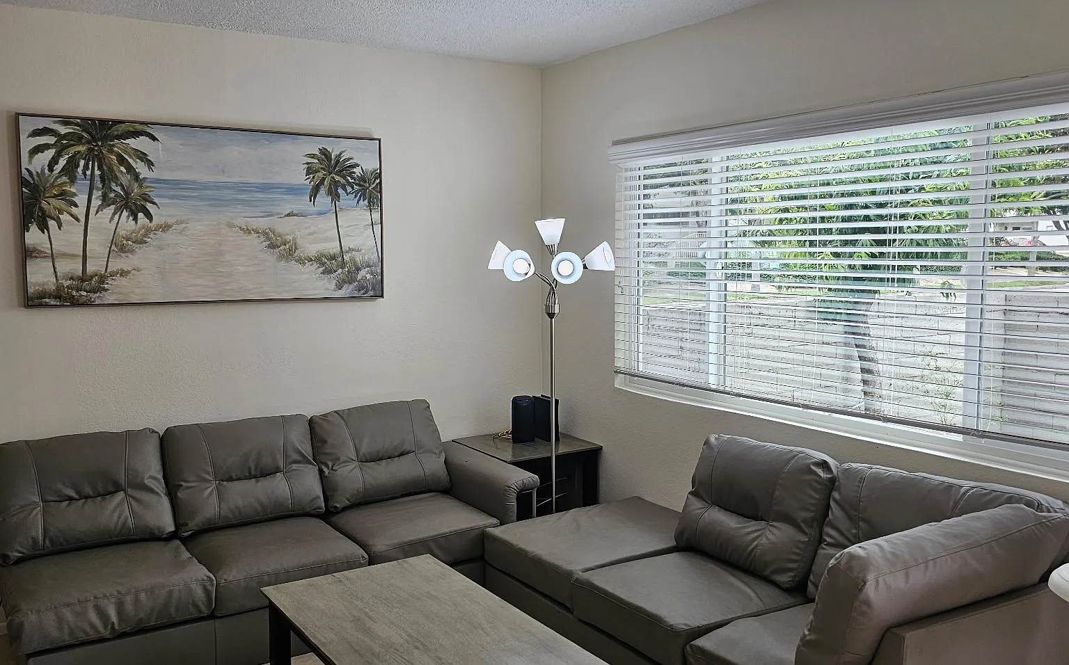 2 bed, 1.5 bath, $2,900 — Photo 2