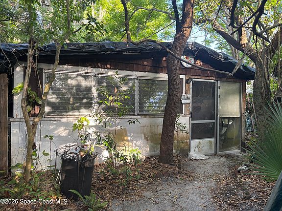 4th image of 1809 Westwood Blvd