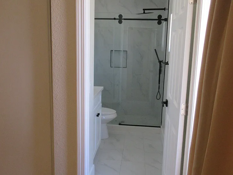 1052 W Quince St — Photo 11
