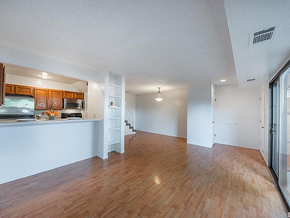 3rd image of 3131 Bristle Branch Dr