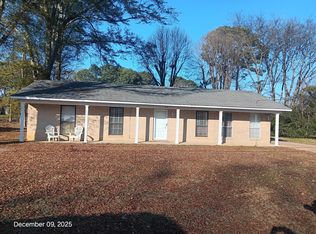 910 Bickerstaff St, Tupelo, MS 38801