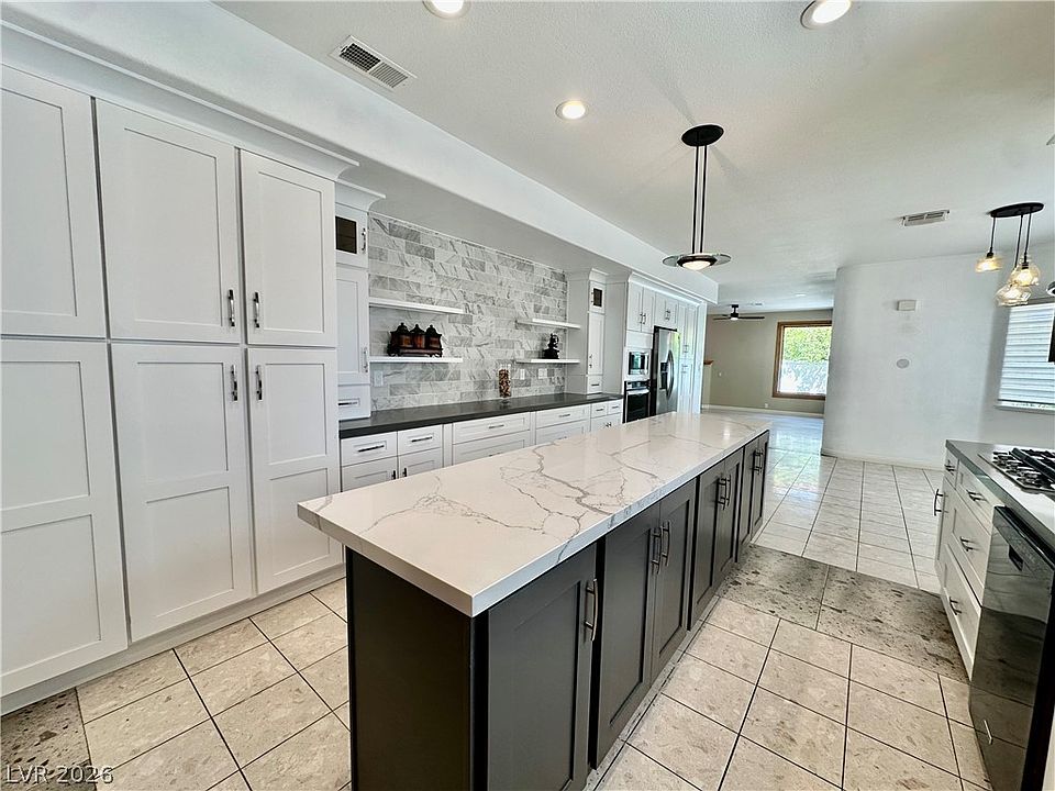1st image of 8645 Robinson Ridge Dr
