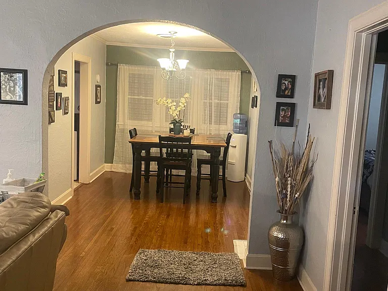 Current Renters Pictures