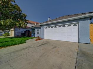 833 Garland Ave, Clovis, CA 93612