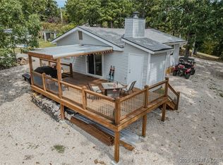 80 White Rock Ln, Sunrise Beach, MO 65079