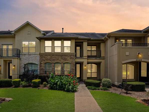 2047 Palm Forest Ln, Houston, TX 77077