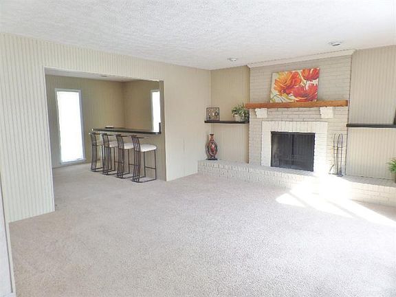 5th image of 2955 Gilligan Ave