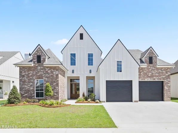 110 Cape Town Ave, Youngsville, LA 70592