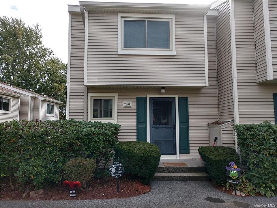 1st image of 2801 Village Dr