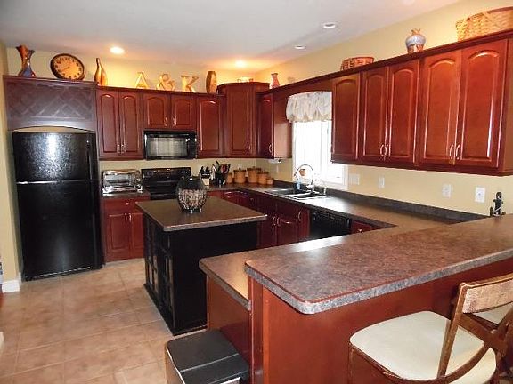 4th image of 4580 Sunrise Dr