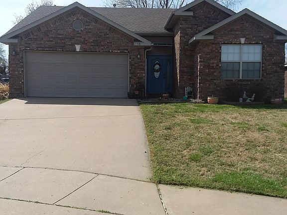 2nd image of 1504 N Patriot