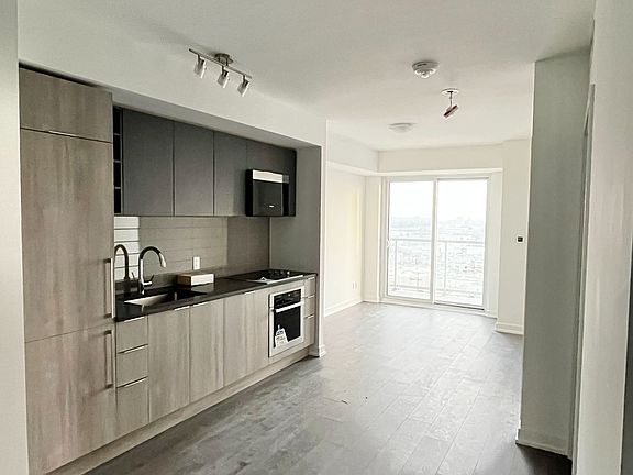2nd image of 2031 Kennedy Rd #2015