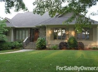 8832 Wildwood Links, Raleigh, NC 27613