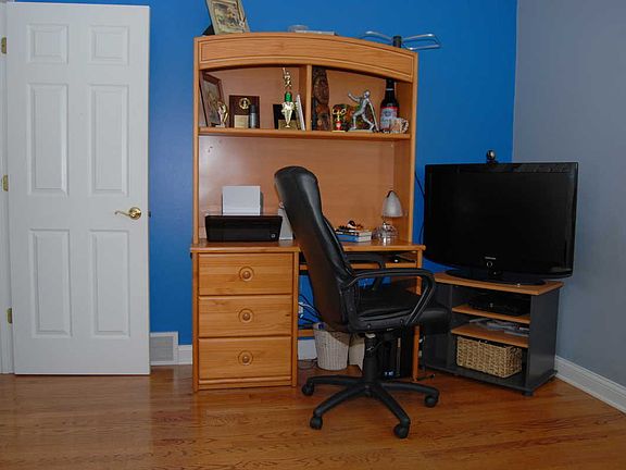 Bedroom 2nd View
