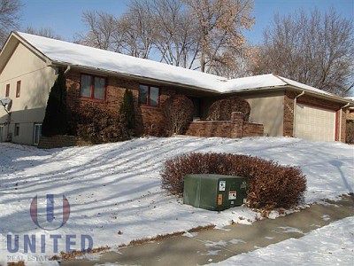 1st image of 6113 Pine View Dr