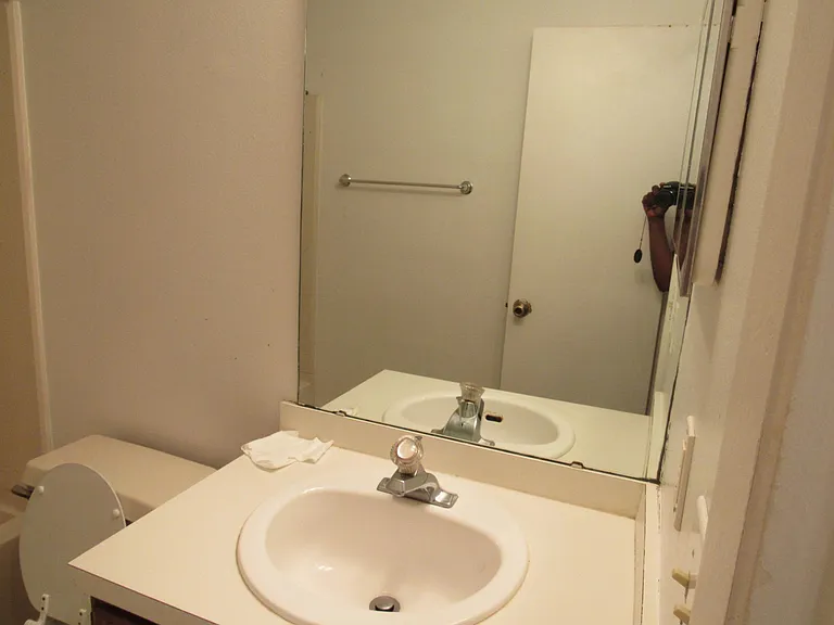 109 Reserve Cir #113 — Photo 21
