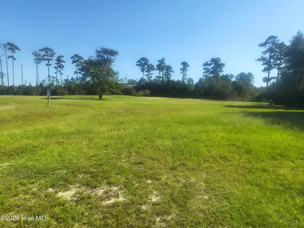 404 Madewood Lane, Newport, NC 28570